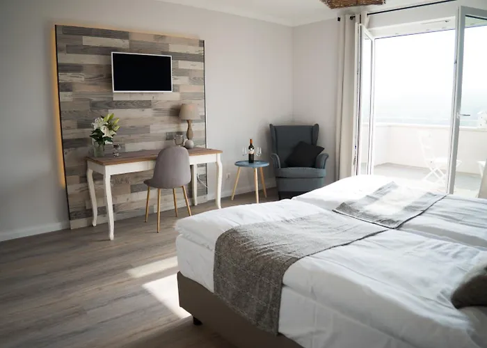 מלון Trautwein - Winzerhotel Am La Roche פלונהיים